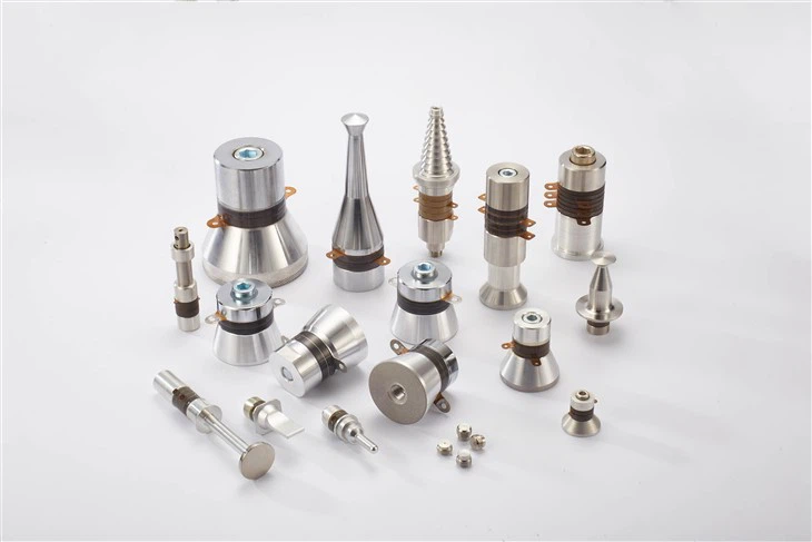 Bolt-Clamped Langevin Transducer